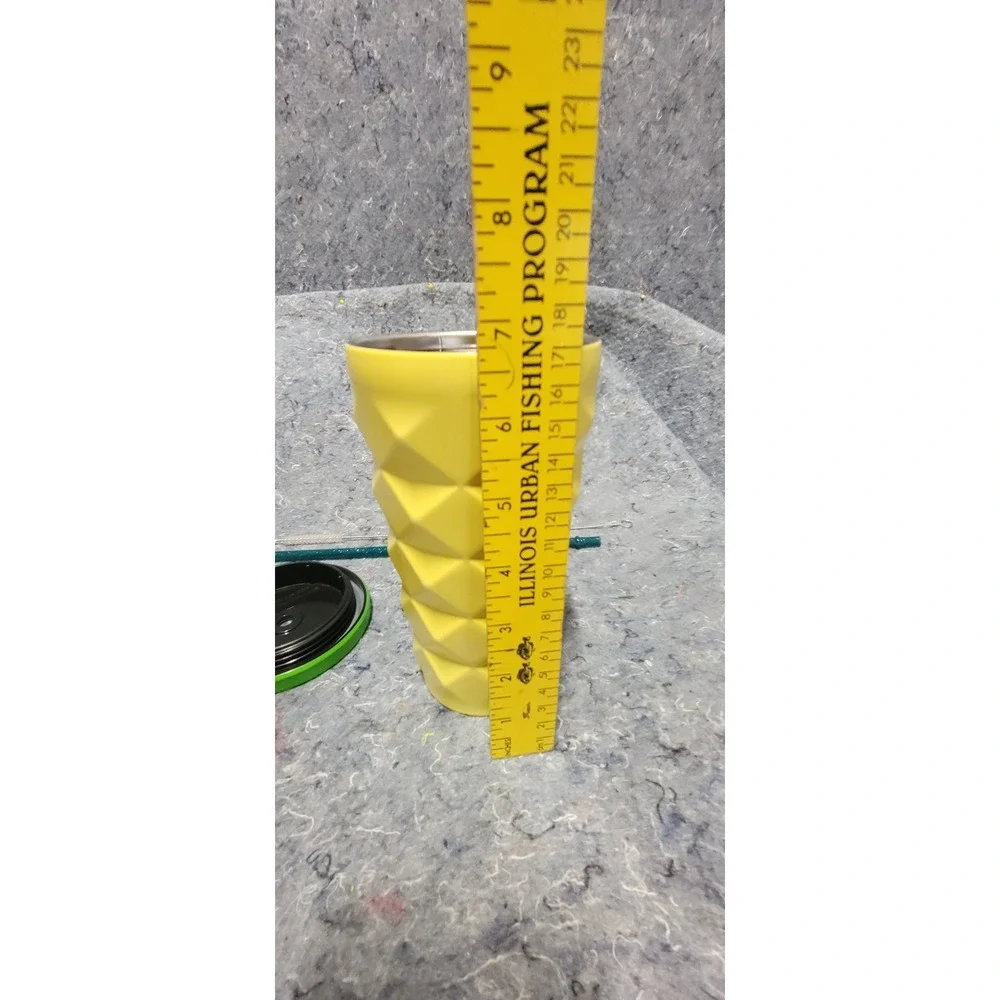 Starbucks 2016 Hawaii 16 oz Metal Pineapple Coffee Tumbler W/‎ Lid and Straw